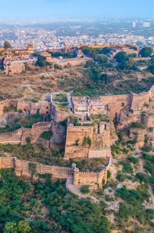 hotel royal aanandam