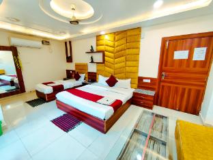 Hotel Royal Aanandam,,3 star