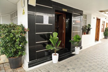 aaru residency