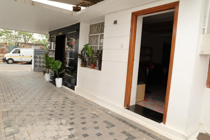 aaru residency