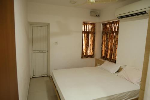 aaru residency