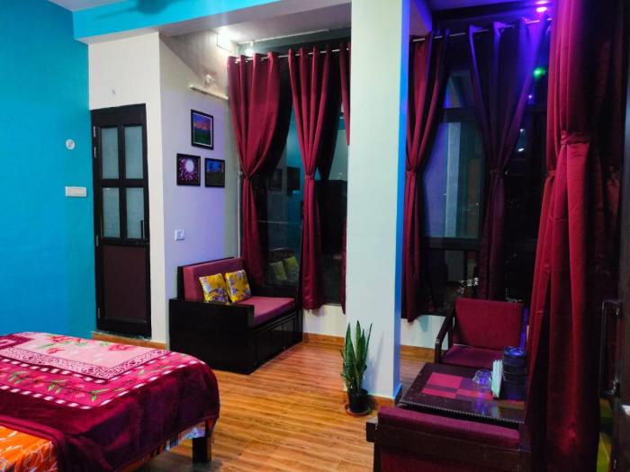 mangalmurti himalyan hotel