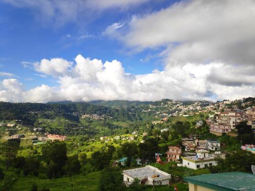 mangalmurti himalyan hotel