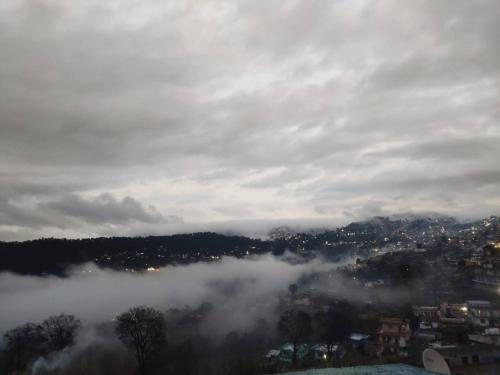 mangalmurti himalyan hotel