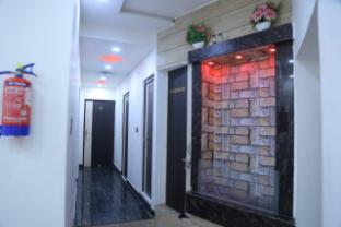 hotel blue berry agra