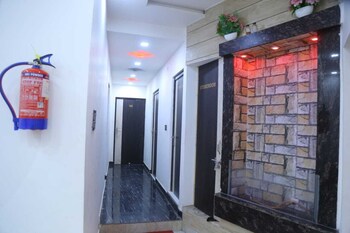 hotel blue berry agra