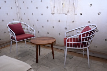 The Royal Sam Desert Camp,,2 star