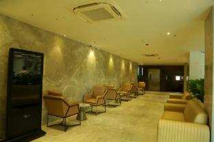 hotel tulips grand