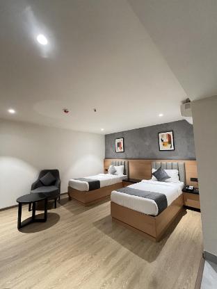 hotel tulips grand