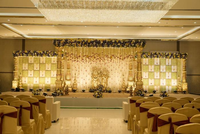 hotel tulips grand
