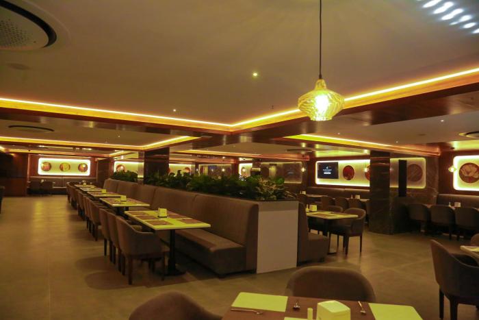 hotel tulips grand