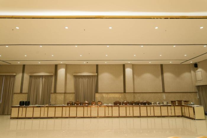 hotel tulips grand