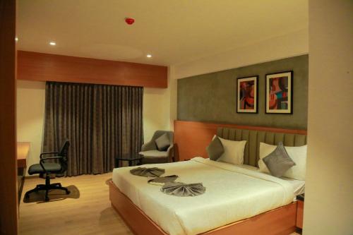 hotel tulips grand