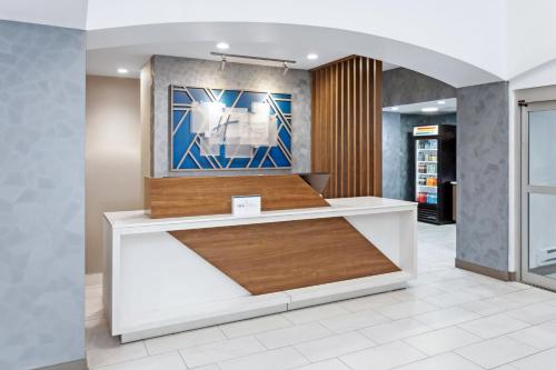 holiday inn express and suites pekin peoria area by ihg