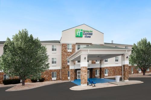 holiday inn express and suites pekin peoria area by ihg