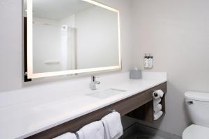 holiday inn express and suites pekin peoria area by ihg