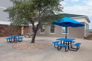 holiday inn express and suites pekin peoria area by ihg