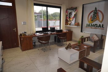 Jangal Resort,,3 star