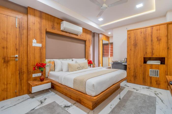 hotel deols paradise