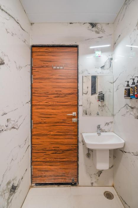 hotel deols paradise