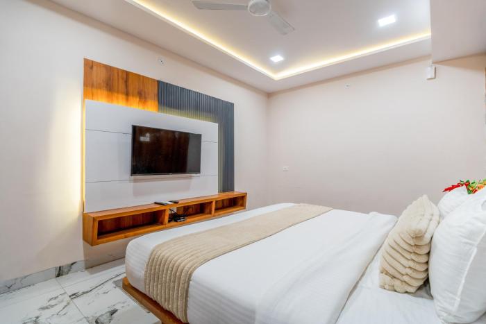 hotel deols paradise