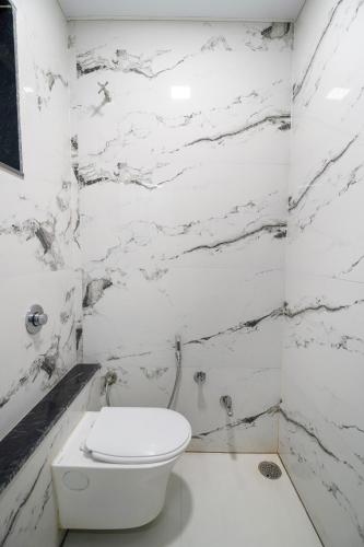 hotel deols paradise