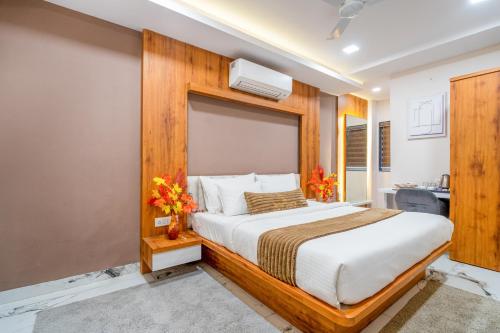 hotel deols paradise