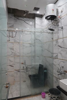 viraj international hotel