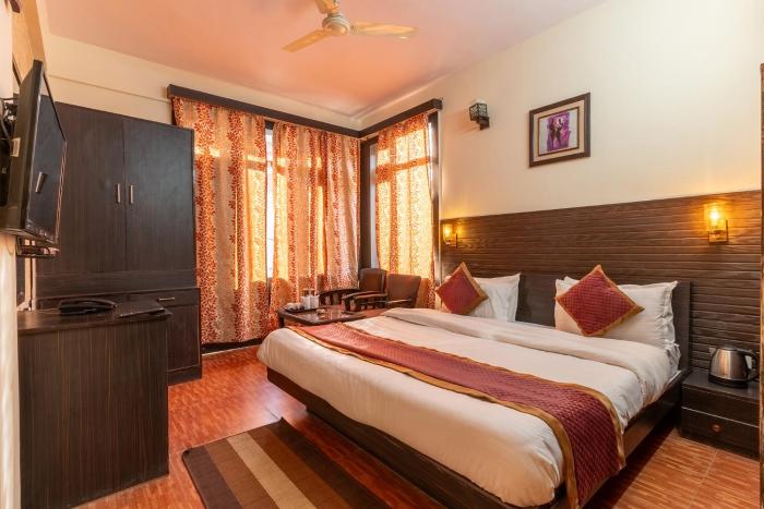 the raikwals by vista stays