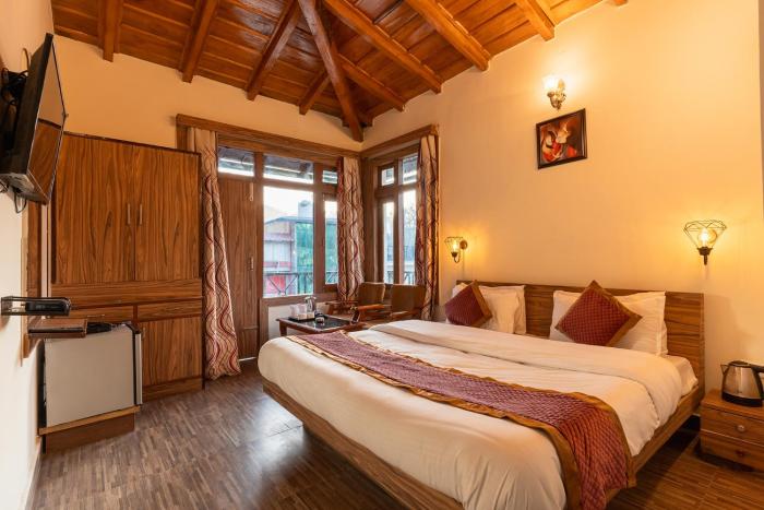 the raikwals by vista stays