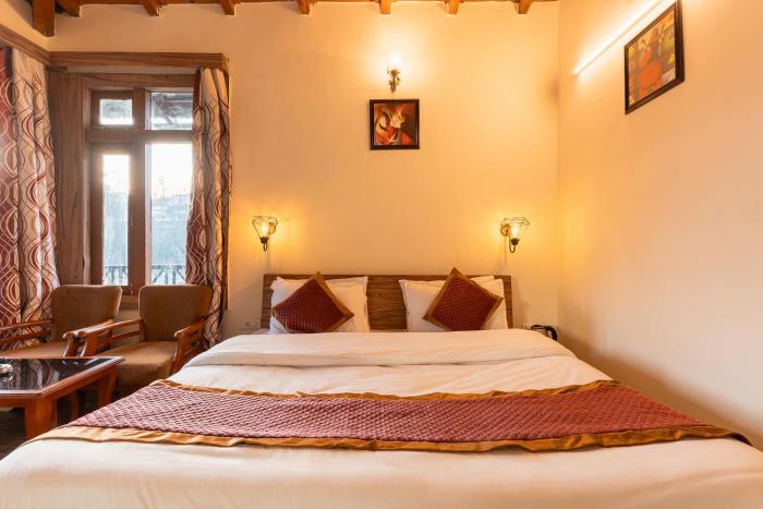 the raikwals by vista stays