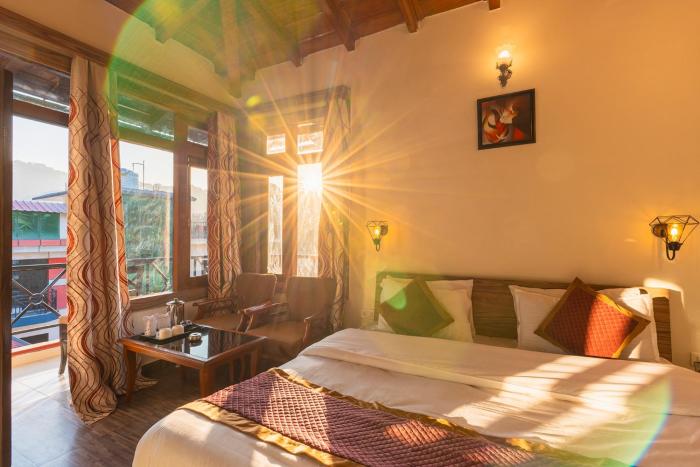 the raikwals by vista stays