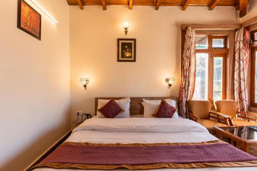 the raikwals by vista stays