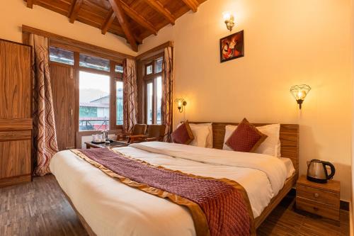 the raikwals by vista stays