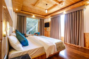 the aesthetic nest boutique stay and cafe