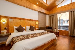 the aesthetic nest boutique stay and cafe