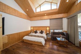 the aesthetic nest boutique stay and cafe