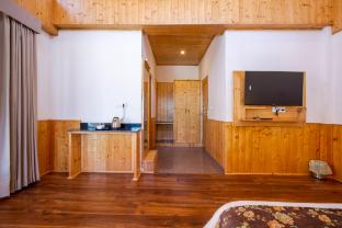 the aesthetic nest boutique stay and cafe