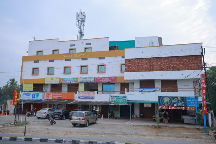 nalli plaza