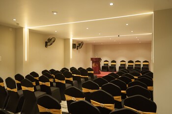 kanak residency thalassary