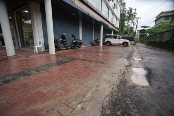 kanak residency thalassary