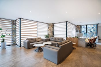 Crestorio Resort & Spa Dehradun,,5 star