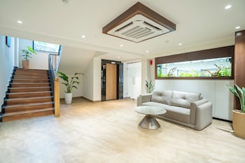 crestorio resort and spa dehradun