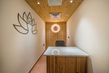 crestorio resort and spa dehradun