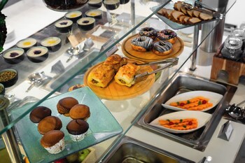 crestorio resort and spa dehradun