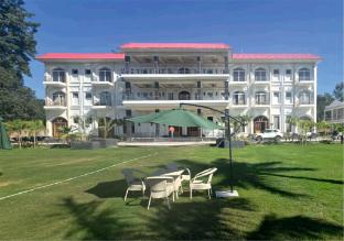 the lychee hotel and resort