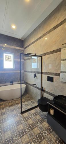 the lychee hotel and resort