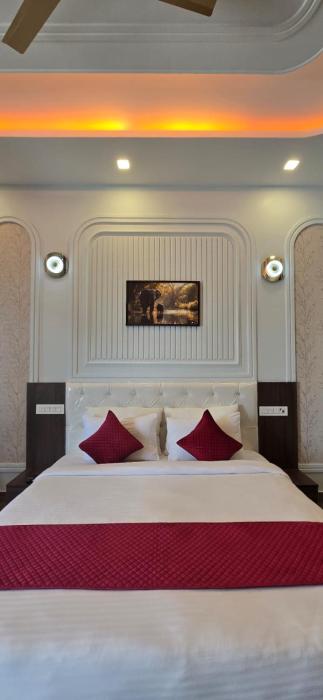 the lychee hotel and resort