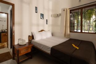 cashew garden homestay