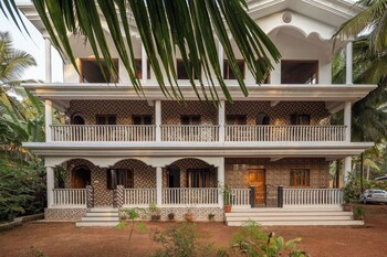 cashew garden homestay